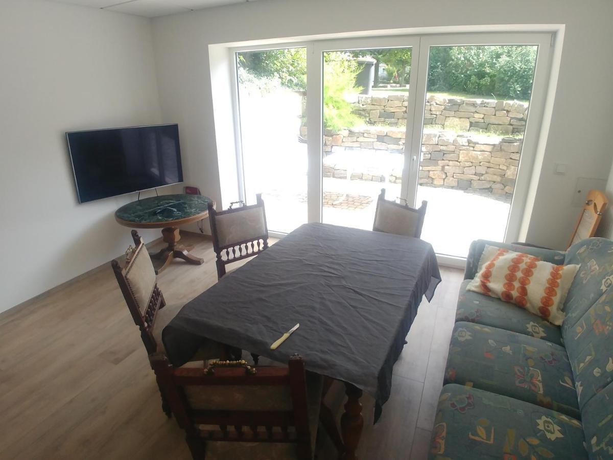 Monteur- Und Ferienwohnung Gemmer 52Qm Herold Exteriör bild
